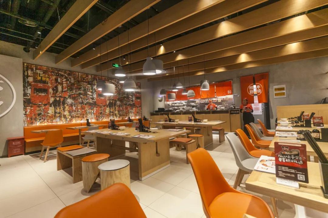 餐饮店的设计要具有特点，要与其总体装修设计风格相匹配「决定餐饮空间设计风格的因素有哪些」
