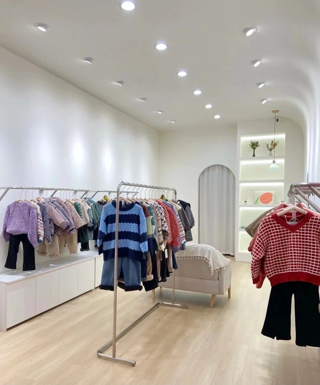 商业店面灯光的秘密，你了解多少「店面灯光设计效果图」