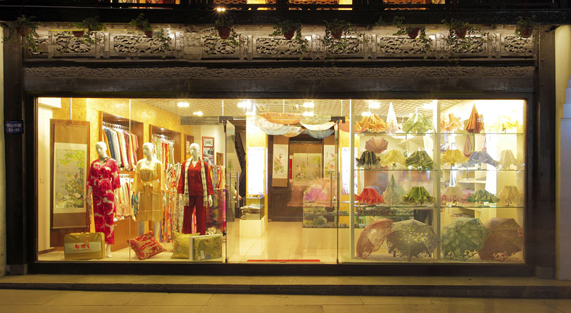 从橱窗到店内：如何有效地展示你的产品「橱窗应该展示什么商品」
