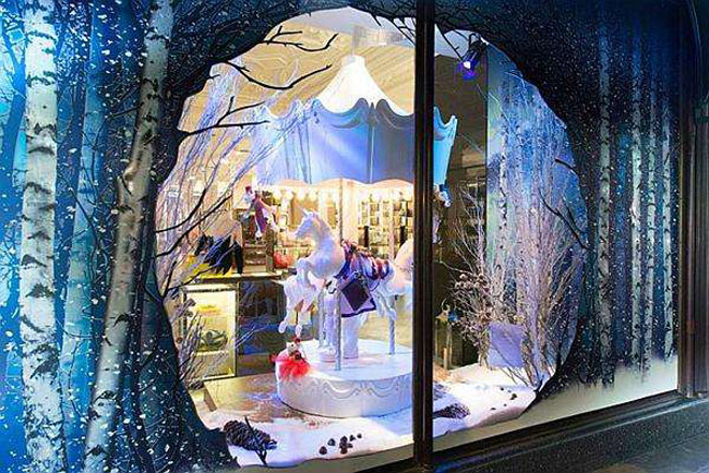 设计精致橱窗展示的技巧「展示橱窗设计案例」