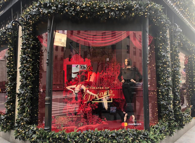 saks fifth avenue