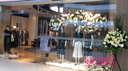 服装店橱窗如何打造？有6个关键点(图3)