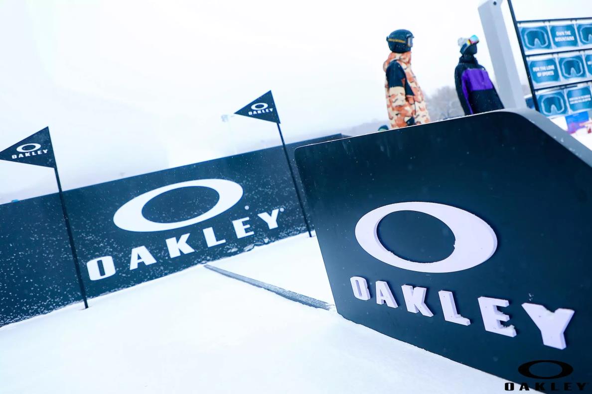 2021 OAKLEY攻占雪山之巅品牌活动暨新品鉴赏会