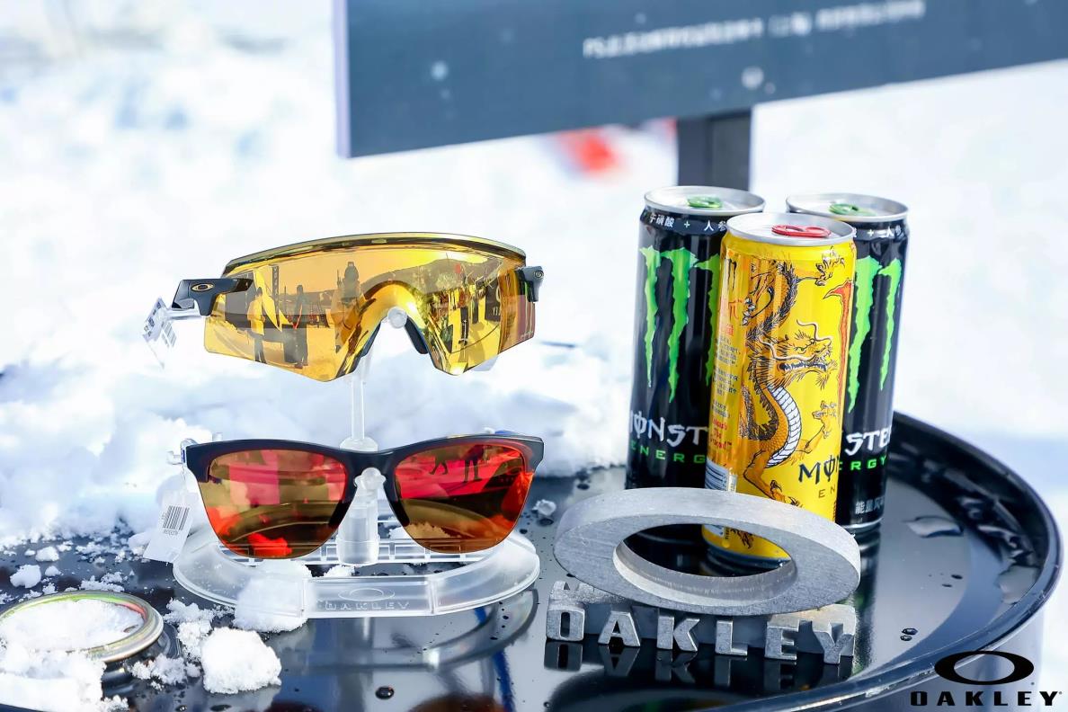 2021 OAKLEY攻占雪山之巅品牌活动暨新品鉴赏会