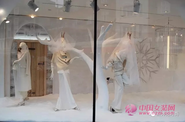服装店橱窗这样设计 才有吸引力(图15)