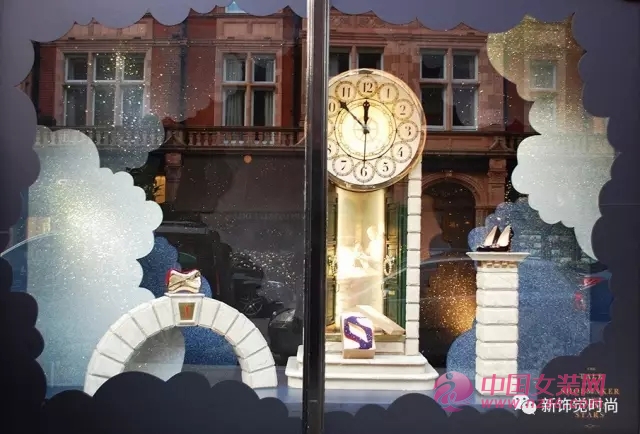 服装店橱窗这样设计 才有吸引力(图20)
