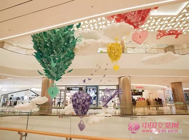 服装店橱窗这样设计 才有吸引力(图13)