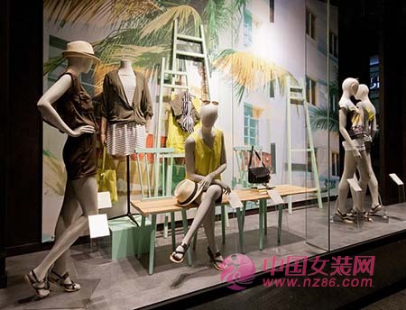 内衣加盟店橱窗设计宝典「品牌内衣店连锁」